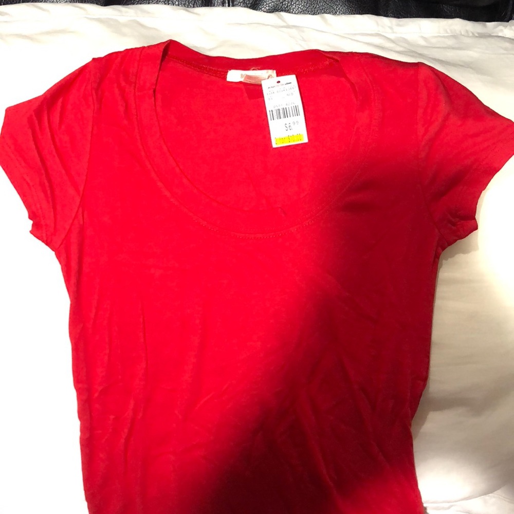 NWT red scoop neck T-shirt